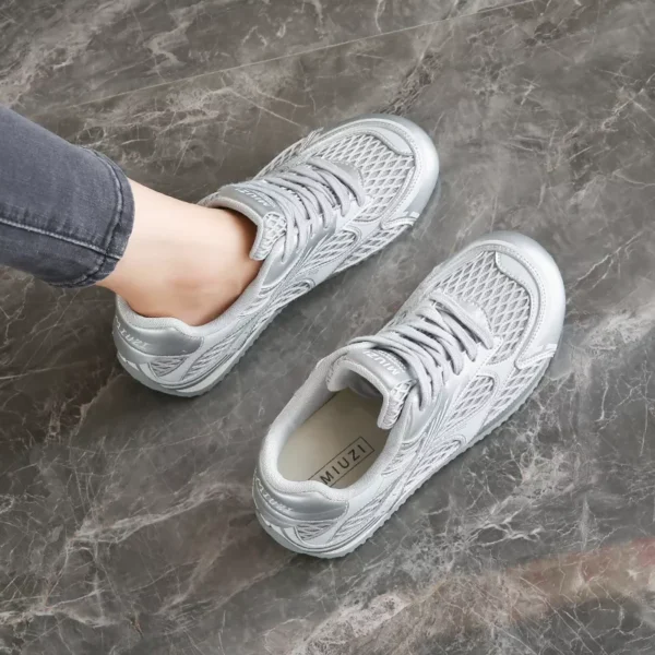 women's sports casual shoes with built - in height increase, for outdoor wear BN2006