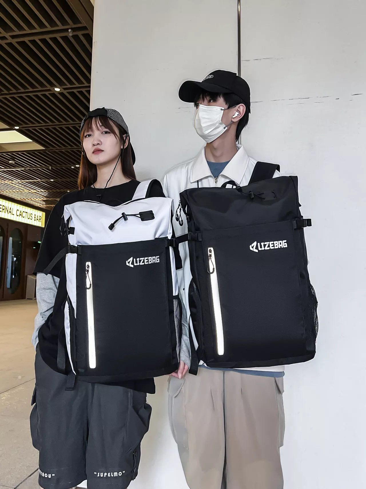 LIZEBAG travel backpack RF304