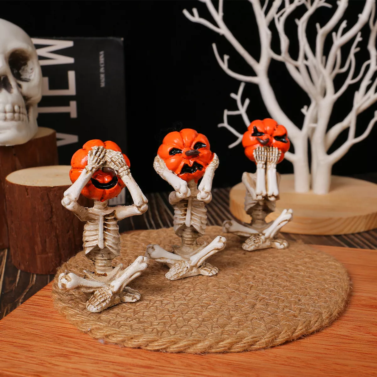 Meditation Yoga Pumpkin-Head Skull Doll Ornament, Halloween Horror Doll for Home Decoration & Scene Setup
