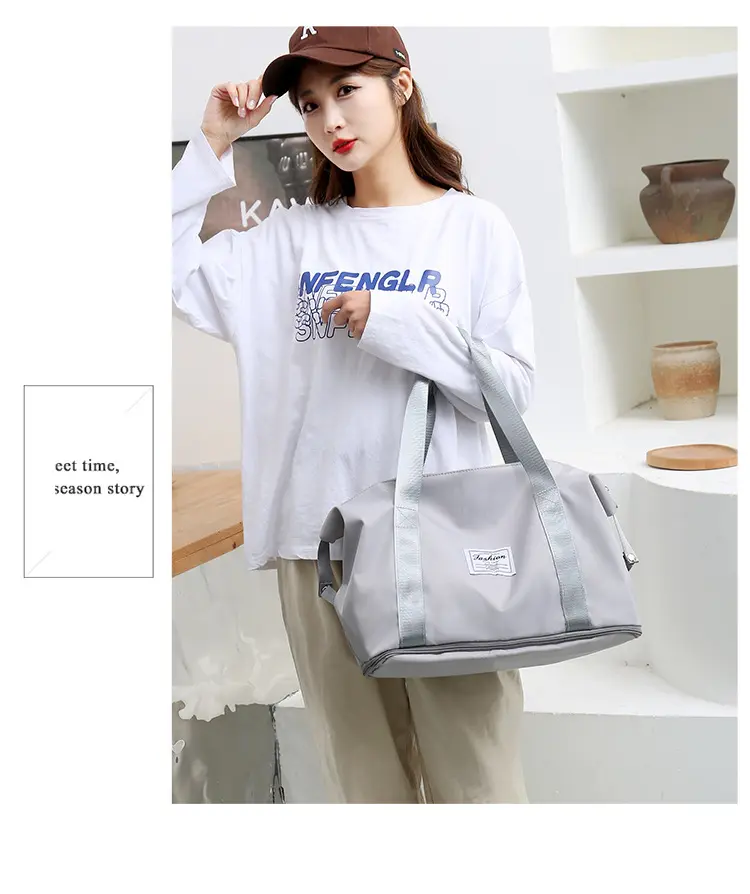 Large capacity portable short travel bag for women fashionable